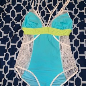 One piece swimsuit